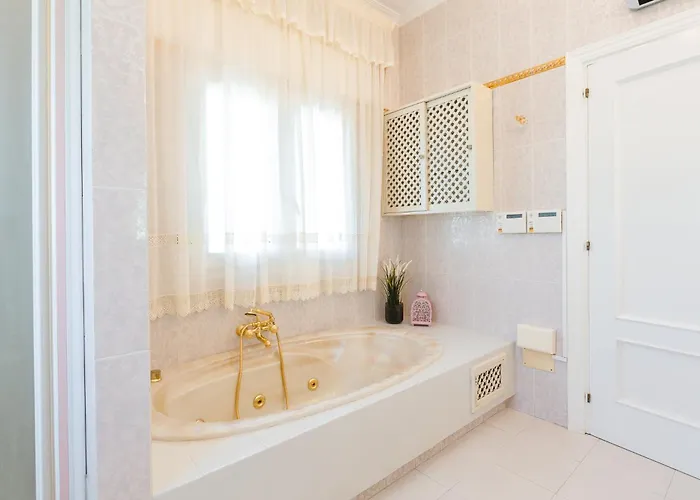 Galemar Pool & Gardens Villa Torremolinos