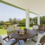 Galemar Pool & Gardens 别墅 *